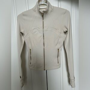 Lululemon Define Cropped Cream/Gold Jacket